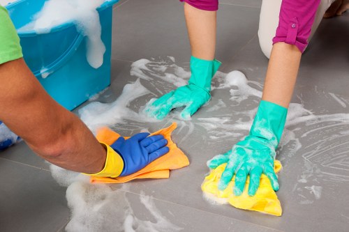 Bathroom cleaning in SW3 with detailed attention to fixtures